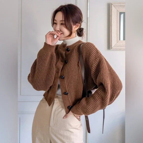 Brown Knit Cardigan with statement Buttons - Picture 2 of 2